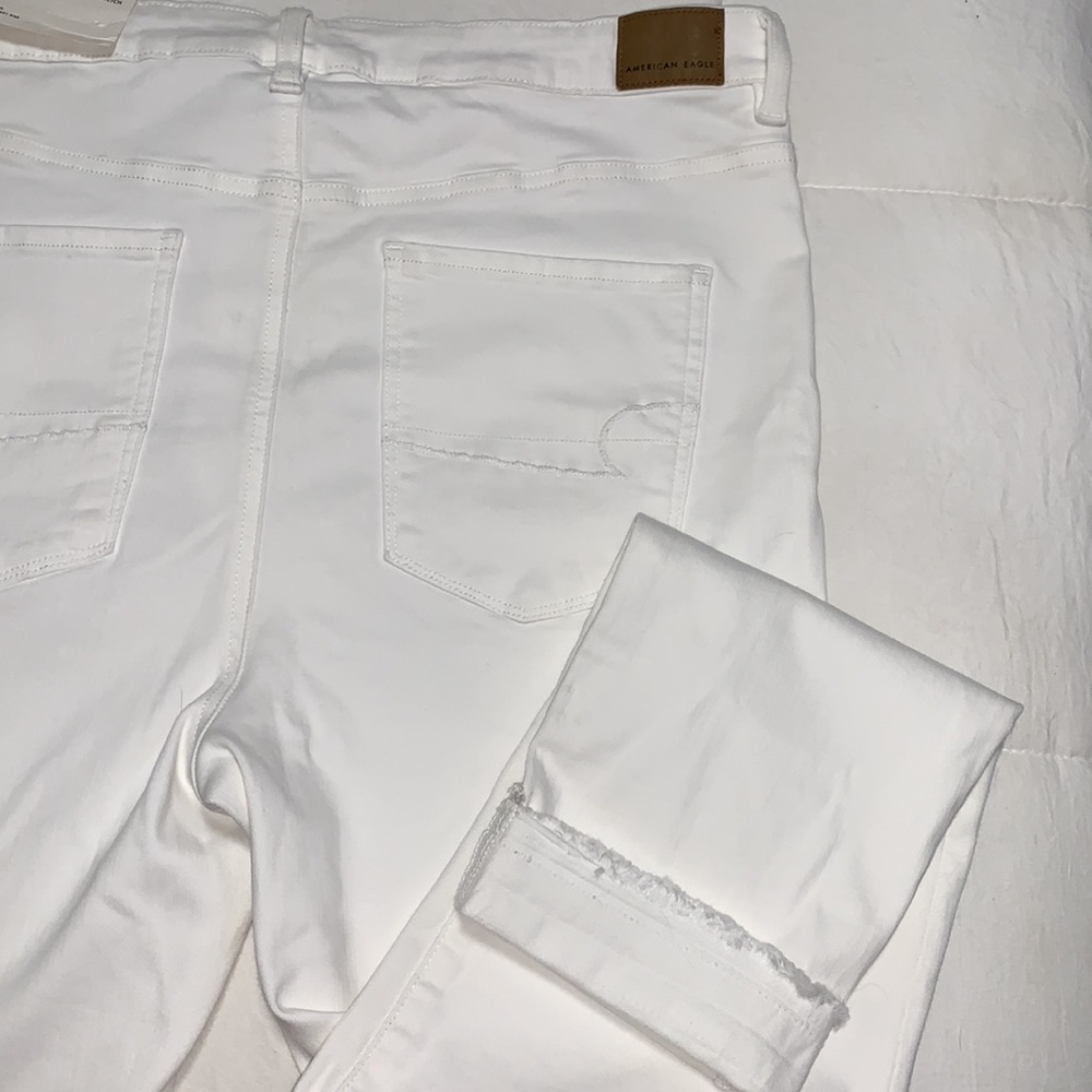 NWT White Highest Rise Jegging Jeans AEO